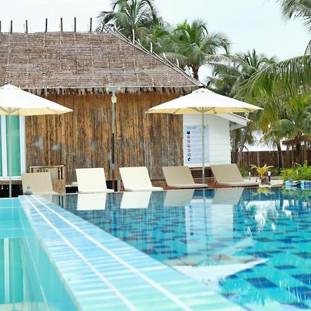 Nov Koh Kong Resort Phumi Sre Thmei Exteriör bild