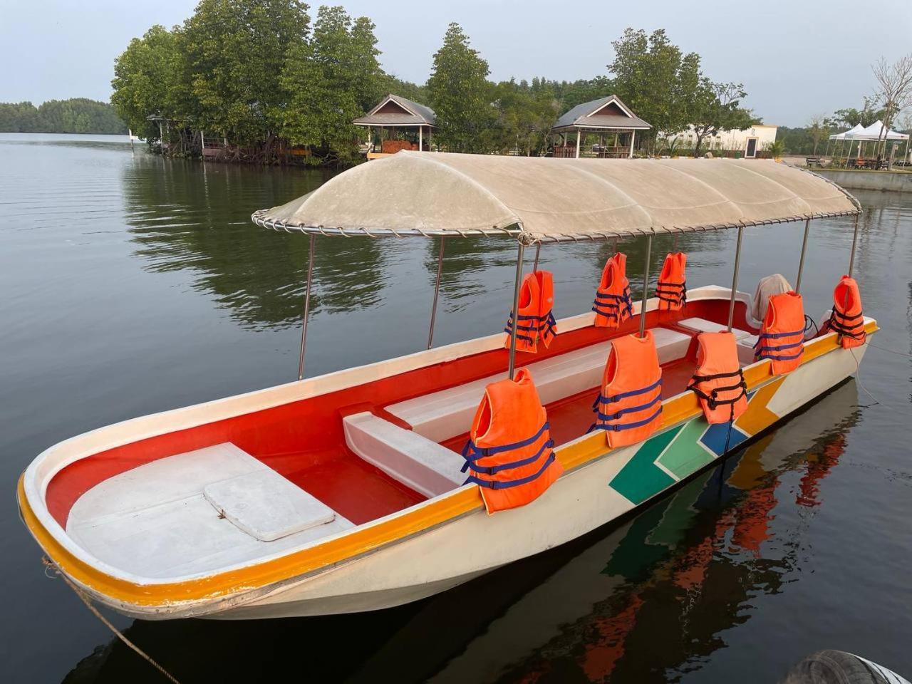 Nov Koh Kong Resort Phumi Sre Thmei Exteriör bild